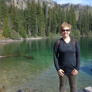 Meet your Posher, Jenifer